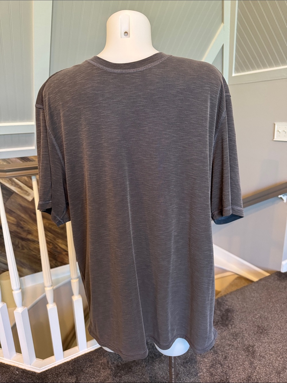 Tommy Bahama Short-Sleeve Crewneck Shirt - Charcoal